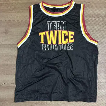 TEAM TWICE READY TO BE 탱크탑