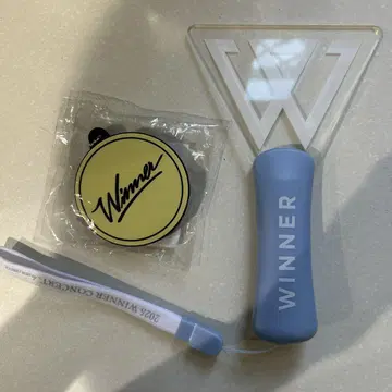 WINNER IN OUR CIRCLE IN JAPAN 굿즈