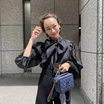 로지몬스터 오간자 리본 블라우스