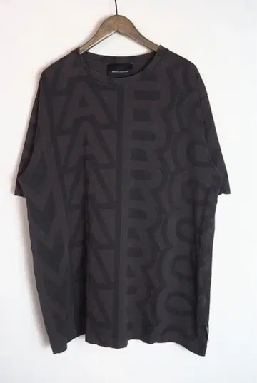 마크제이콥스 모노그램 t셔츠