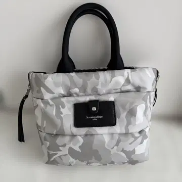 카모플라쥬 토트백 새상품급 le camouflage tribe 백