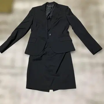 새상품급 BUONA GIORNATA 블랙 수트