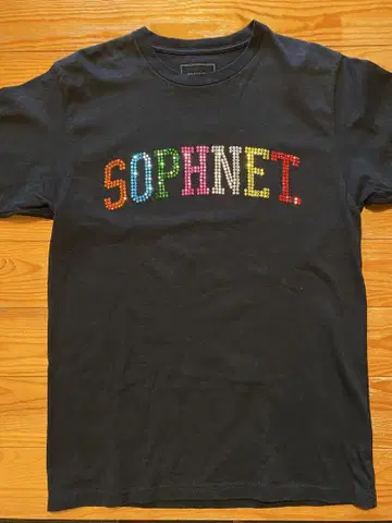 SOPHNET. 멀티 컬러 큐빅 T셔츠 블랙