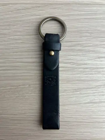 일비종떼 블랙 가죽 키링