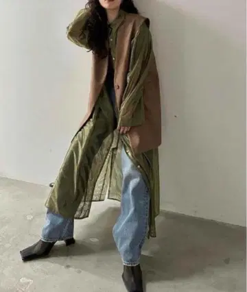 AMERI VINTAGE RUSSELL 레이스 셔츠 코트