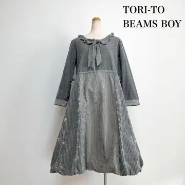 TORI-TO BEAMS BOY 플라워 자수 프릴 칼라 원피스 그레이