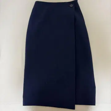 [ 가격 협의 가능 ] NATURAL BEAUTY BASIC 스커트 XS