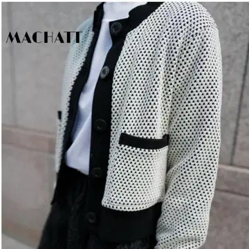 [새상품급] machatt 코튼 자카드 니트 가디건 최근 모델