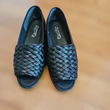 24cm Pacific 블랙 뜨개질 오픈토 펌프스