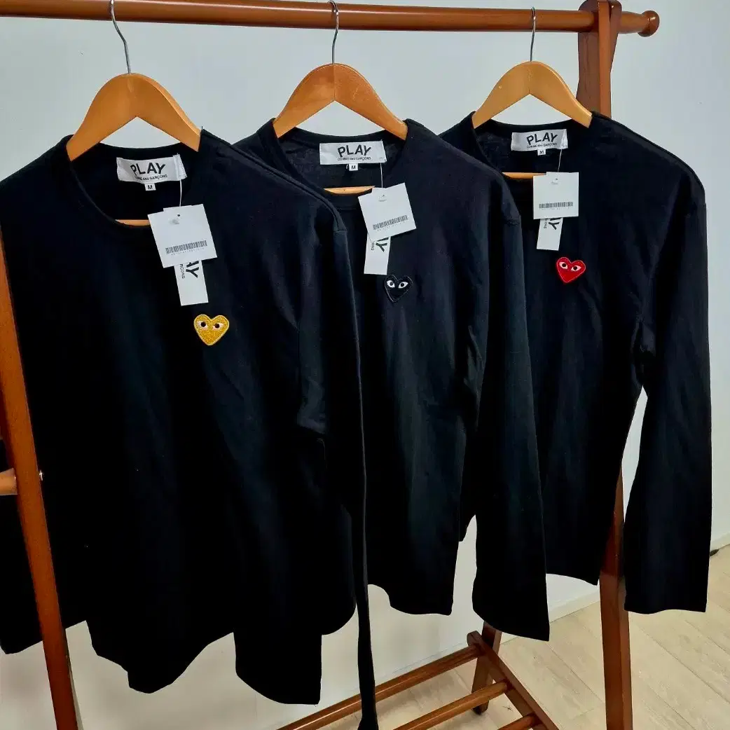 Comme des Garçons long-sleeved, unisex, brand new, quick sale