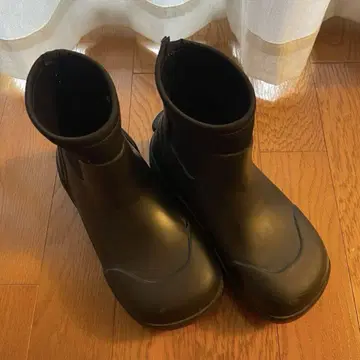 AMBUSH 블랙 러버 부츠 37