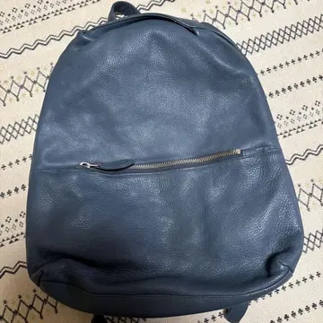 네이비 가죽 백팩 프레임워크