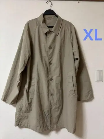 유니클로 남성용 포켓터블 하프 코트 XL