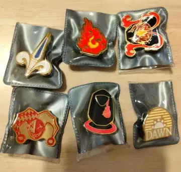 라이브러리 오브 루인 트위스트 & EGO 테마 핀 배지 컴프 세트