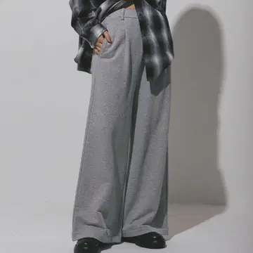 새상품 LEPSIM 턱 스웨트 팬츠 AW