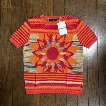 택 포함 새상품 DESIGUAL 데시구알 반 니트 꽃무늬 티셔츠