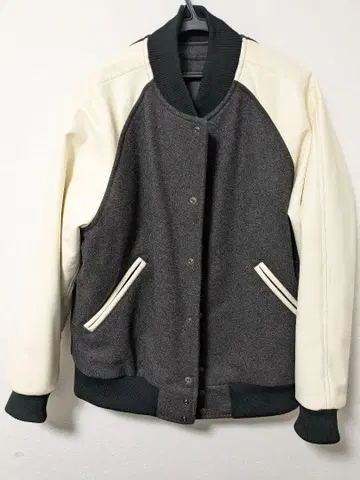 바시티 자켓 유니클로 XL