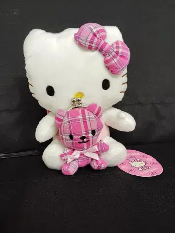 택 포함 헬로키티 미니백 포함 봉제 인형 목걸이