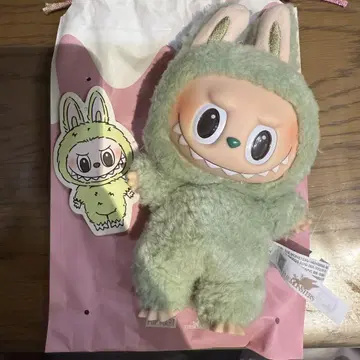 POPMART LABUBU 라부부 마카롱 그린 그레이프