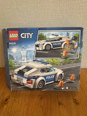LEGO CITY 폴리스카 60239