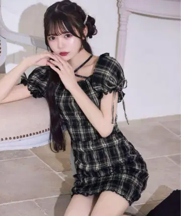 미셸 마카롱 셔링 체크 미니 원피스