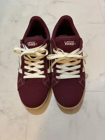 VANS 버건디 스니커즈