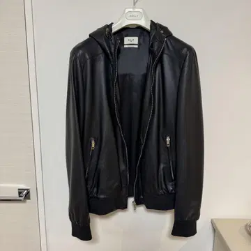 BALLY 블랙 가죽 자켓 후드 부착