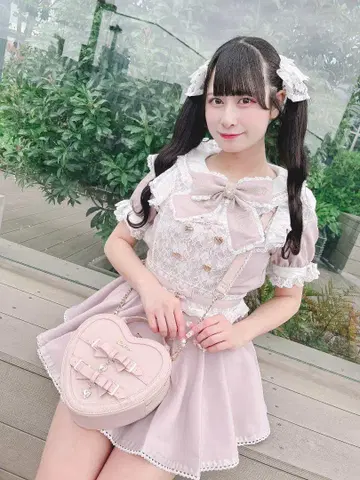 LIZLISA 볼륨 플레어 메이드 라이크 셋업 핑크