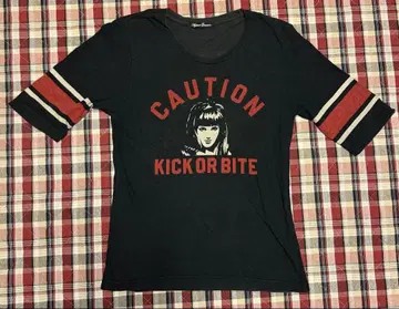 Hysteric Caution Kick or Bite 7부 길이 76
