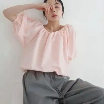 블라우스 셔츠 볼륨 오프숄더 블라우스 LIAN
