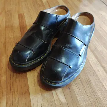 닥터마틴 클로이 샌들