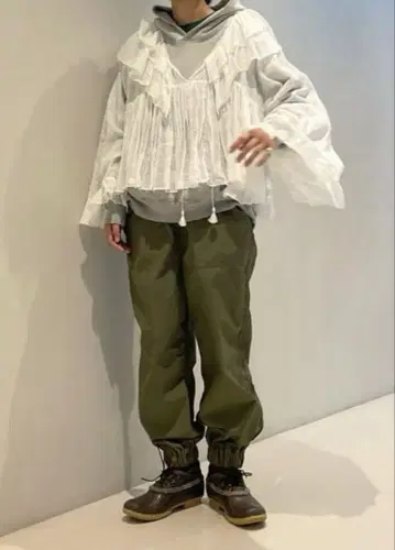 [ 새상품급 ] BEAMS BOY 빔즈 보이 베이커 조거 팬츠