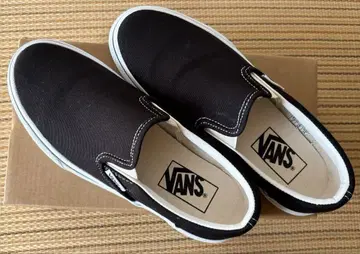 Vans 블랙 뉴 슬립온 스니커즈