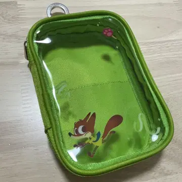 닉 파우치