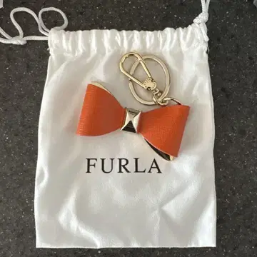 FURLA 오렌지 리본형 키링