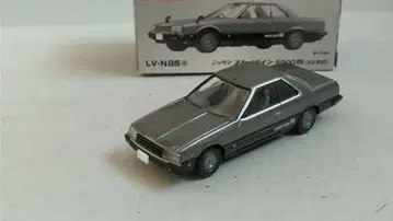 토미카 리미티드 빈티지 네오 스카이라인 2000RS DR30