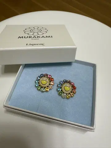 무라카미 타카시 리큠 귀걸이