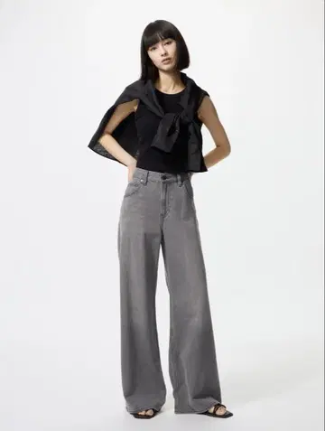 UNIQLO 드레이프 와이드 플레어 청바지 06 GRAY WOMEN22