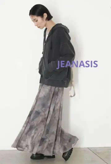 JEANASIS 뉴앙스 프린트 플레어 스커트 그레이(기장-5cm)