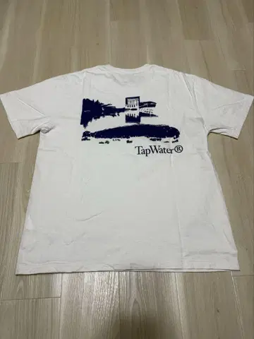 TapWater 화이트 T셔츠