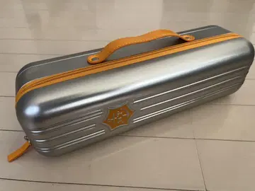 금속제 케이스 오렌지 핸들 부착