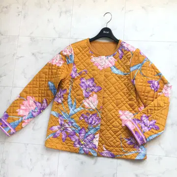 최근 새상품급 LEONARD 레오나르 충전솜 퀼팅 리버서블 블루종