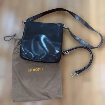 HIROFU 다크 브라운 숄더백