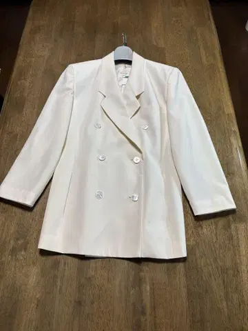 화이트 더블 브레스트 테일러드 자켓