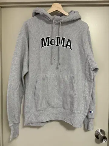 [ Champion x MoMA ] 후디 그레이