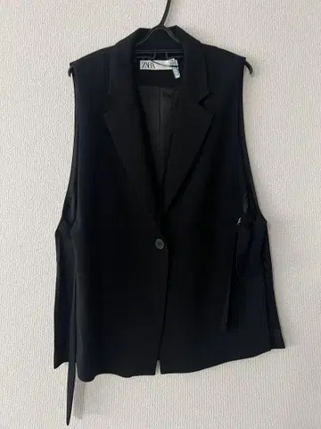 ZARA 베스트, EUR: L, USA: L, MEX 40