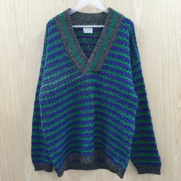 BENETTON V넥 총무늬 니트 스웨터 F1001B05