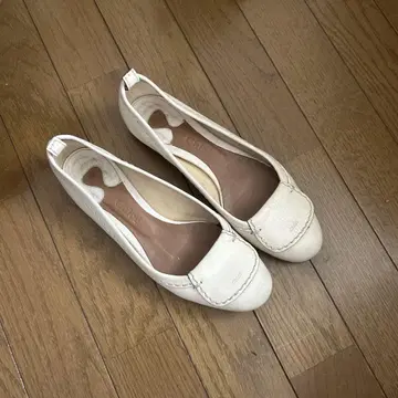 끌로에 화이트 플랫슈즈