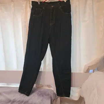 LARU 다크 데님 팬츠
