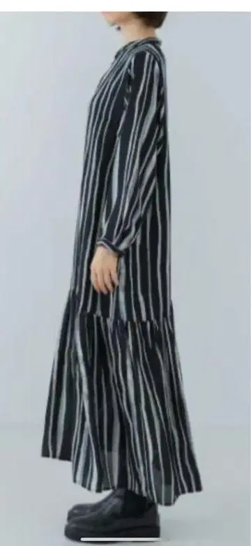 새상품 어반 리서치 원피스